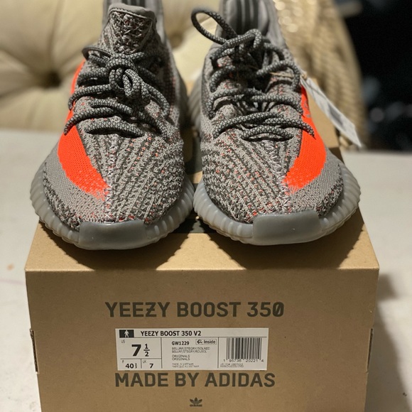 YEEZY BOOST 350 V2 Beluga Reflective GW1229 men’s US 7.5 New with box and tag. - Picture 9 of 12
